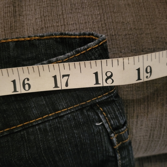 Old Valley Bramd Embellished Jeans - Picture 5 of 7